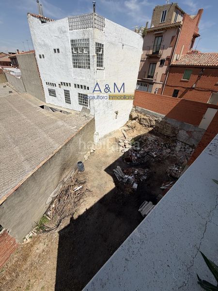 Foto 7e4d7e91-c384-4e25-aa6c-59b1eef5a7cf. Edificio in Cigales