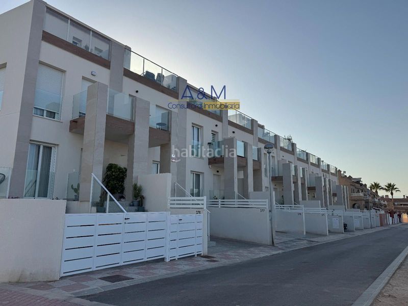 Foto 961d1ca1-4b8c-4c3b-be03-e5734e164e96. Casa adossada amb aparcament piscina a Monte y Mar Santa Pola
