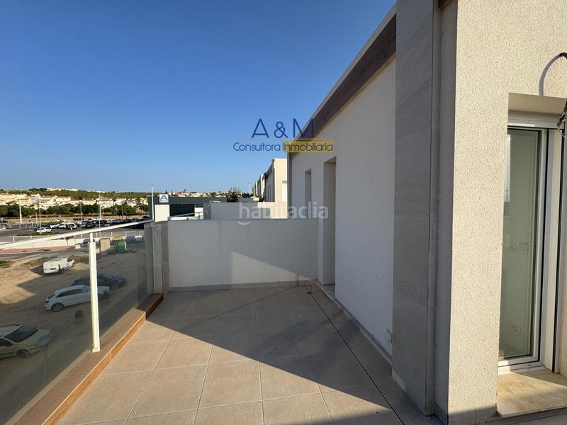 Foto c01208a3-9e68-4344-8261-5b8741fc25c8. Casa adossada amb aparcament piscina a Monte y Mar Santa Pola