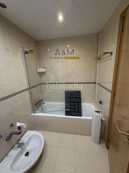 Foto c20b8213-b57b-48b8-9b44-f6ce2ef6682c. Pis amb calefacció aparcament piscina a Centro Valladolid