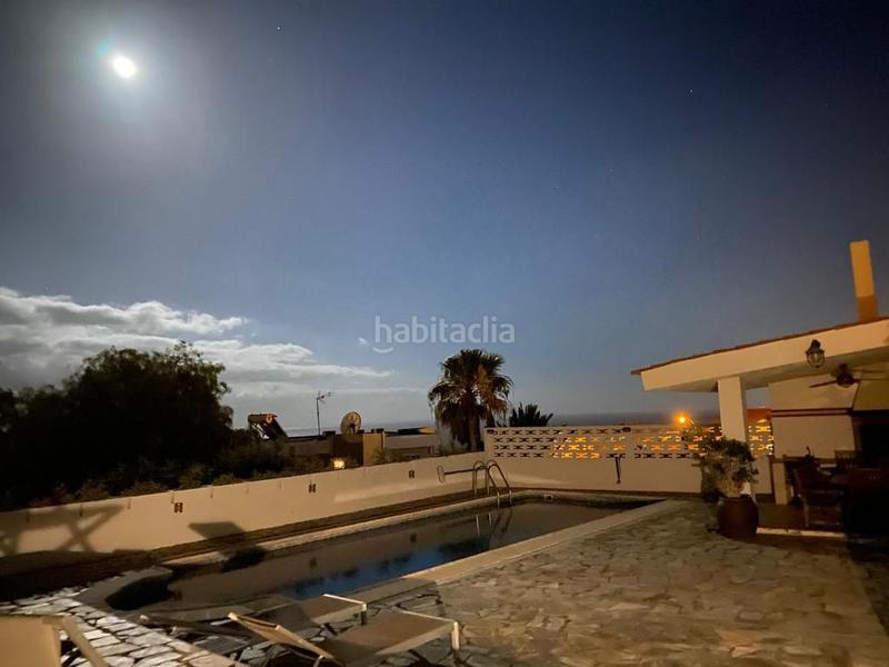 Foto fc21e1a6-5362-44e6-b46a-11678f272165. Xalet amb aparcament piscina a Barranco Hondo Candelaria