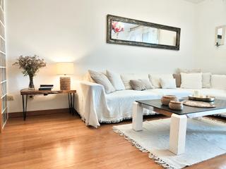 Apartament a Torviscas Centro y Alto. Se vende apartamento muy luminoso con vistas espectaculares