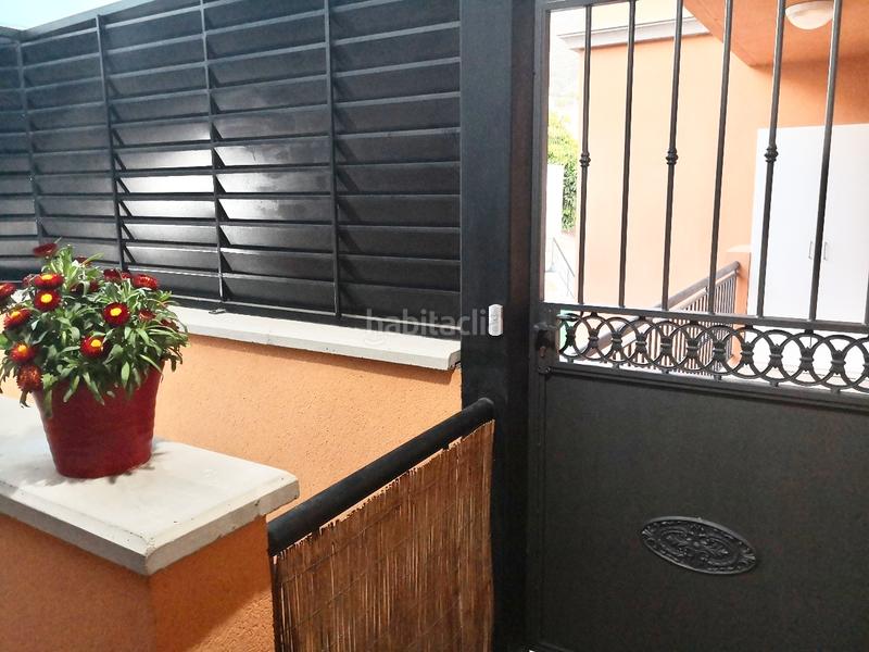 Foto cfdf6694-4f9e-4953-9dc0-41801c93e68d. Apartamento se vende apartamento muy luminoso con vistas espectaculares en Adeje