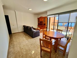 Miete Dachwohnung in Calle italia 10. Se alquila precioso piso en tabaiba baja junto al mar
