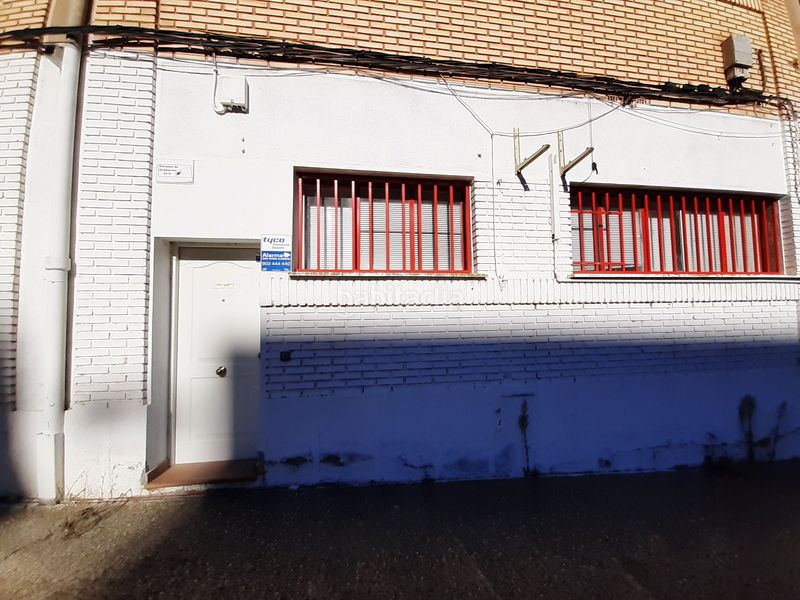 Foto 4245360a-006e-481c-9eb7-d21e8a928fe4. Rent business premise in Arnedo