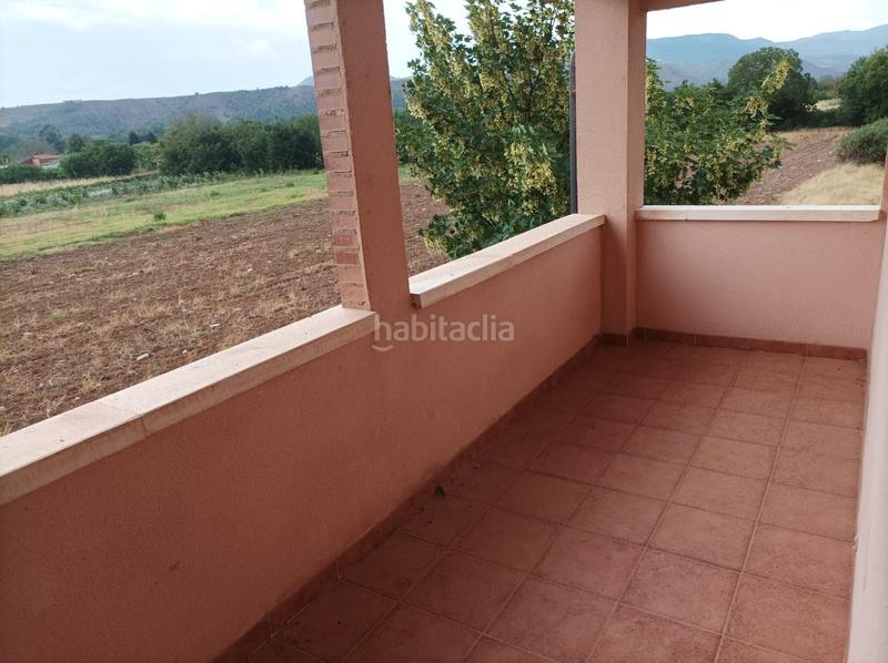 Foto e09f675c-2a1f-4ca5-bc9b-90078b76e353. Casa en Lardero