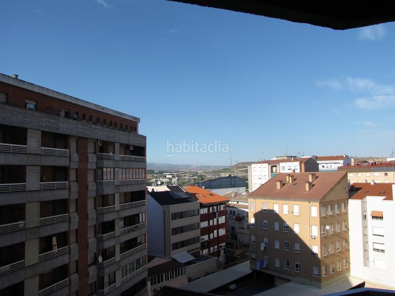 Foto 7096aea3-f570-4f10-8155-4b62ae690200. Attique dans Oeste Logroño