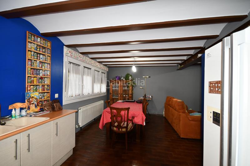 Foto b11e9f4b-4ef1-4980-b0e9-f3beb4ade9b0. Masía en Fuenmayor