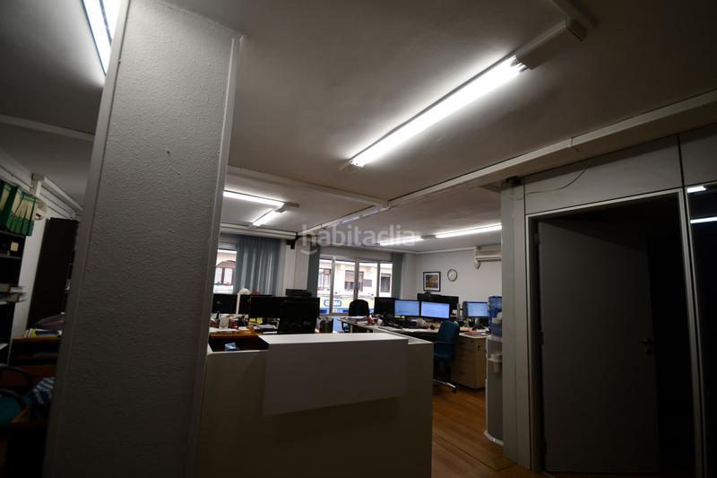 Foto 77446cac-a9e8-4d5a-b037-5ef1aa6fcd9d. Office space with heating in Gran Via Logroño