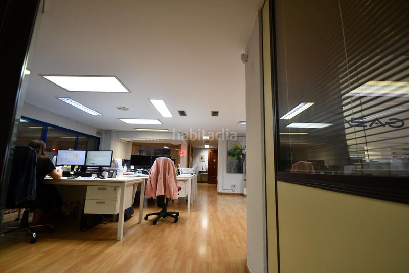 Foto 1835f150-3967-43e0-8720-97a1df24e778. Ufficio con riscaldamento in Gran Via Logroño