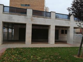 Local Comercial en Avenida Zaragoza