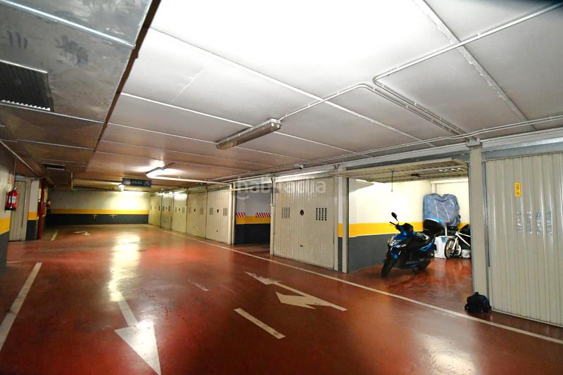 Foto 1536b045-035d-4537-a77e-692c611e06a6. Parking coche en Residencia Logroño
