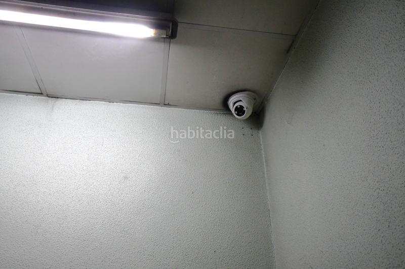 Foto 834b695e-b576-4835-aac3-a179337f04e4. Parking coche en Residencia Logroño