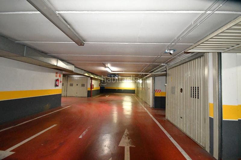Foto af884024-eea7-4755-949a-3019b7af0eaa. Parking coche en Residencia Logroño