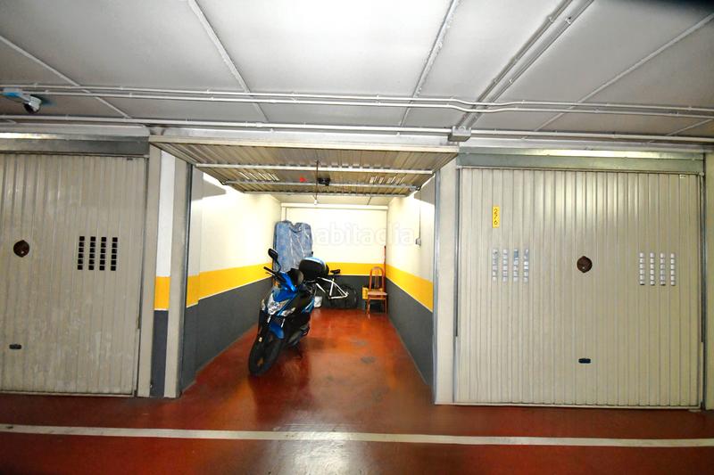 Foto c7445f9d-be88-435d-b65d-3fdae267ff95. Parking coche en Residencia Logroño