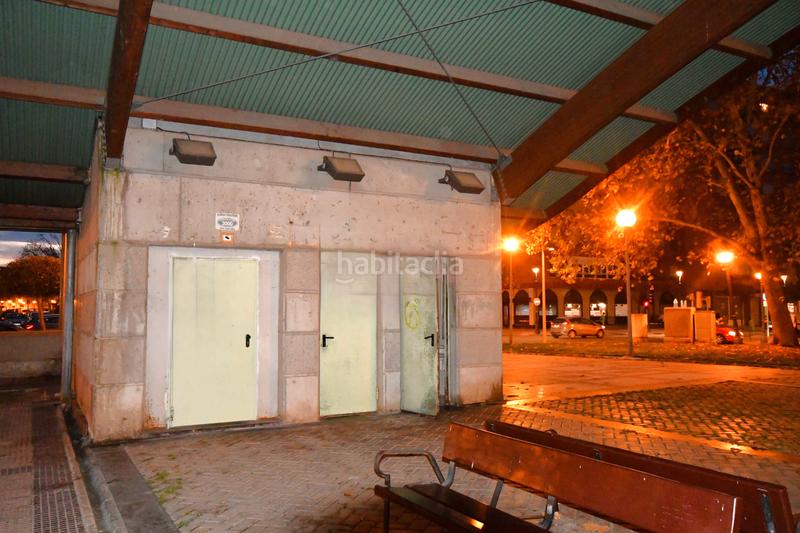 Foto d791c405-4f7c-4fe4-9f2a-91c918966452. Parking coche en Residencia Logroño