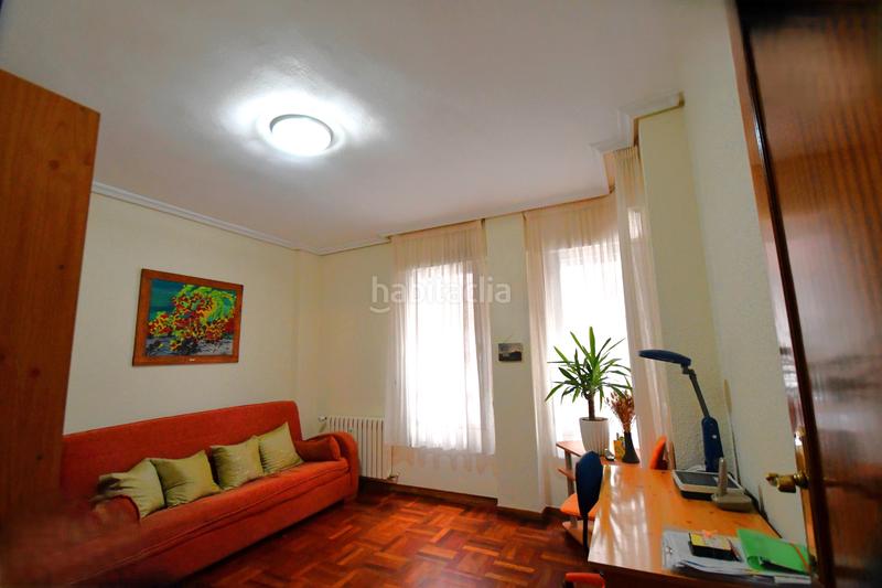 Foto f09ae34e-2529-4198-9cca-45a4464bb1a0. Appartement avec chauffage dans Juzgados Logroño