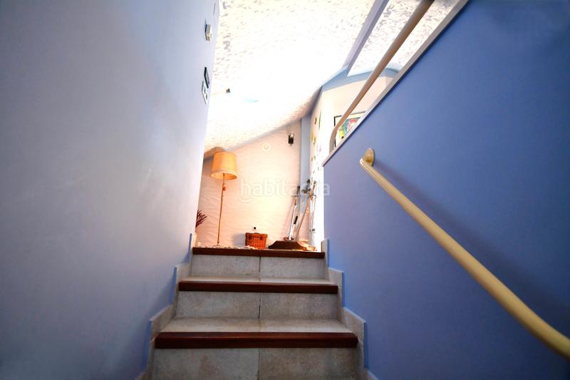 Foto 0b3618b0-d707-4435-b3fc-24d98bde1468. Casa aparellada amb calefacció aparcament piscina a Logroño