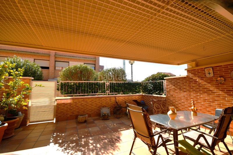 Foto c464269b-af34-40e9-a170-483d407ef79e. Casa aparellada amb calefacció aparcament piscina a Logroño