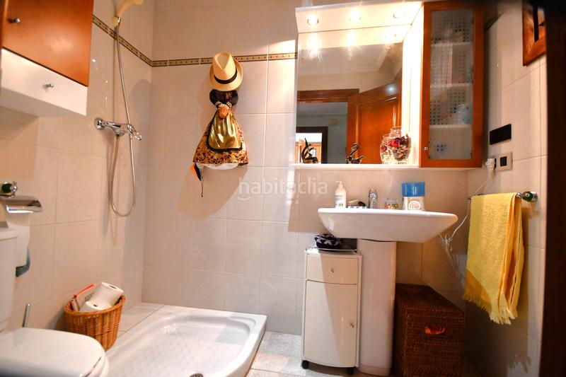 Foto fd15776f-8d70-4b4a-b23f-4f7190dd543b. Casa aparellada amb calefacció aparcament piscina a Logroño