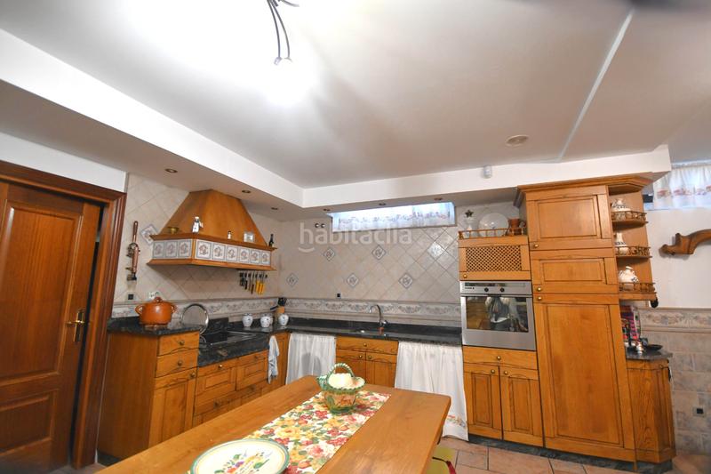 Foto 0e1aef03-a752-474a-b607-578c4fe14860. Casa pareada en Avenida Madrid Logroño