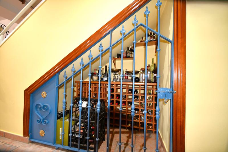 Foto b26477f0-1638-4289-8351-18b73037a79d. Casa pareada en Avenida Madrid Logroño