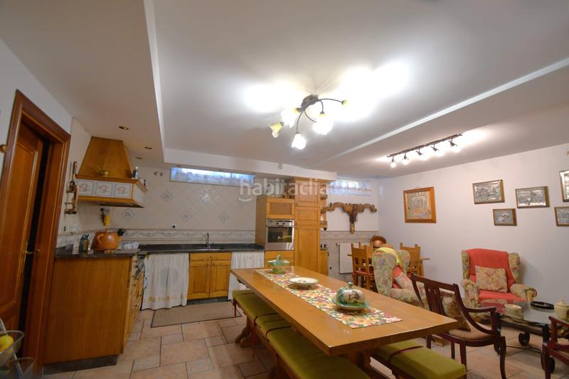 Foto c1495a6b-4e3b-4aa0-8f40-48170467b2f1. Casa pareada en Avenida Madrid Logroño