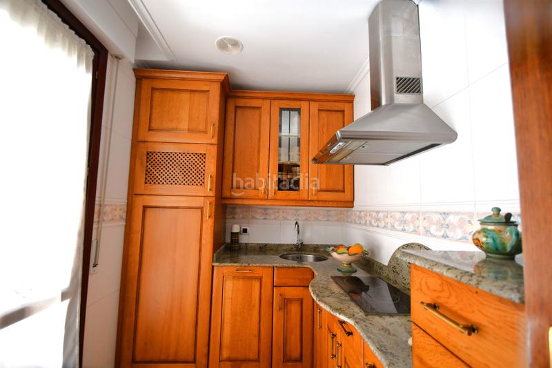 Foto e6c8cda3-b09f-4e94-acf0-eb244282d4d3. Casa pareada en Avenida Madrid Logroño