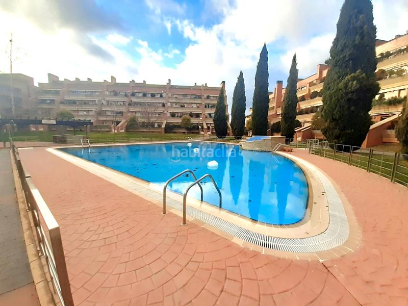 Foto f53d2035-2f33-4bb0-81f7-ef50dfb4fc0d. Doppelhaus mit heizung parking pool in Avenida Madrid Logroño