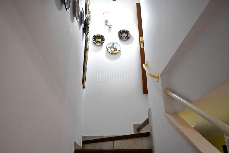Foto 9245018b-ed7a-41d1-a7fd-14c77d81fdd6. Towny house with heating parking pool in Avenida Madrid Logroño
