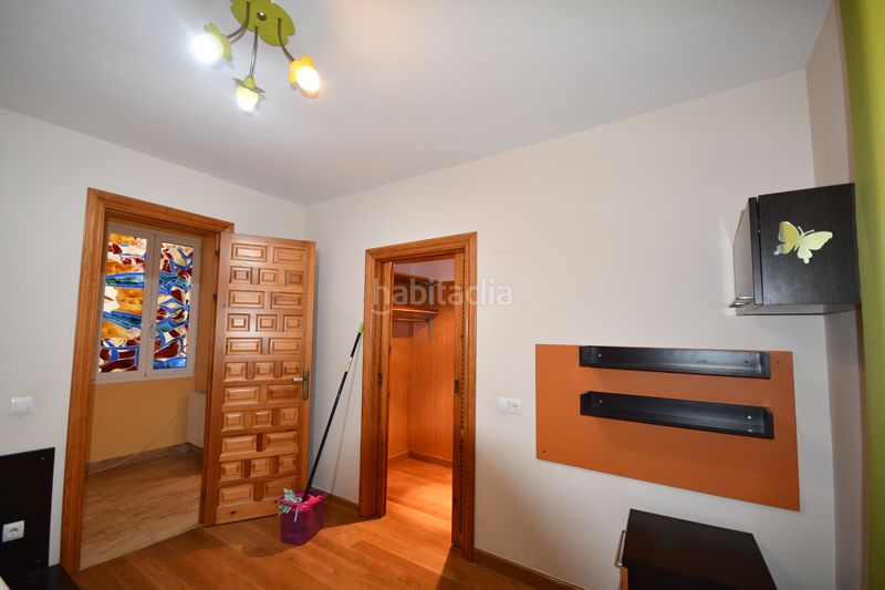 Foto 5aa0a702-7cdc-4f0a-8288-7c1b89f95643. Piso en Gran Via Logroño