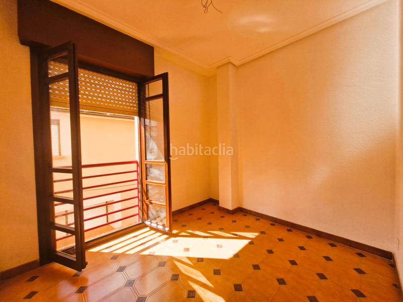 Foto 4a3f1bba-caad-4e85-bb21-15d5cfc7d5ec. Edifici a Corera