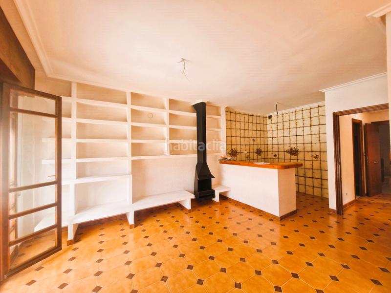 Foto 68ba4b76-0e1f-4b0d-8ec6-d75fec6fc998. Edifici a Corera