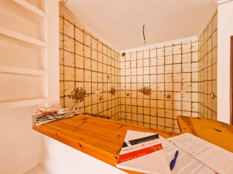 Foto eb60f227-6b9b-4824-8e01-bd7068aa18e3. Edifici a Corera