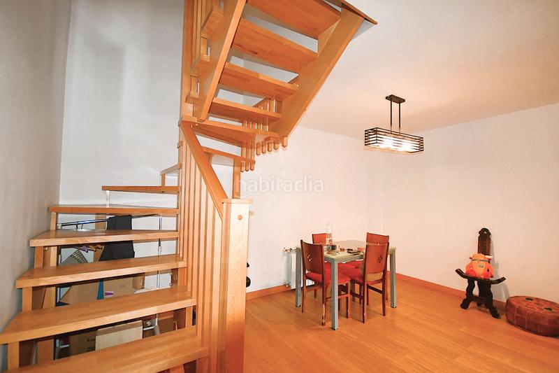Foto 0bf6e370-0b71-40aa-9b92-949e0635d08b. Duplex con riscaldamento parcheggio piscina in Lardero