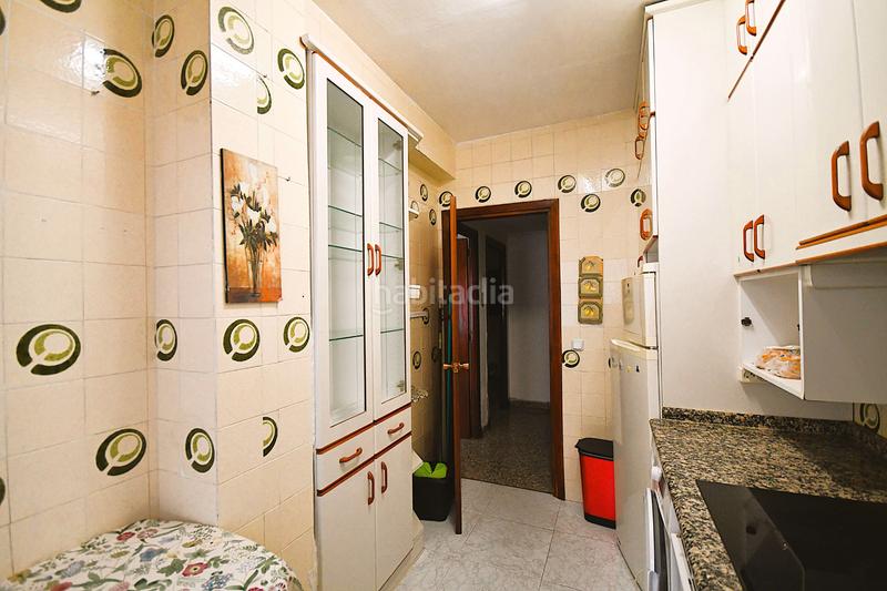 Foto cd1db8c9-8919-43ed-a54a-db2c436a950a. Etagenwohnung mit heizung parking in Oeste Logroño