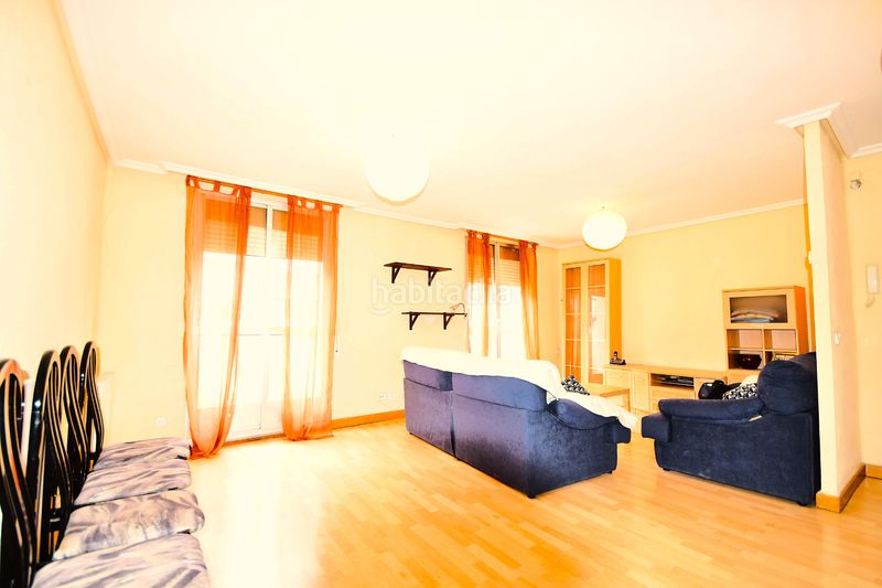 Foto 87311d3a-fdae-4a1a-b0f6-7e2507aaa18f. Flat with heating in Gran Via Logroño
