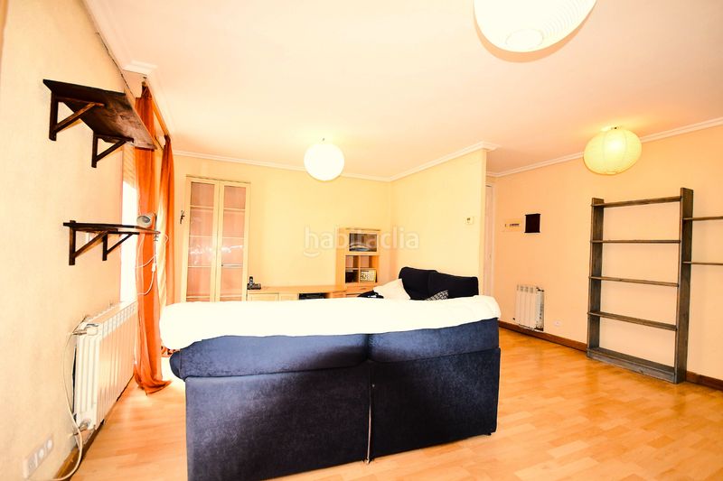 Foto e4432e99-e879-43d1-a236-464795254935. Flat with heating in Gran Via Logroño
