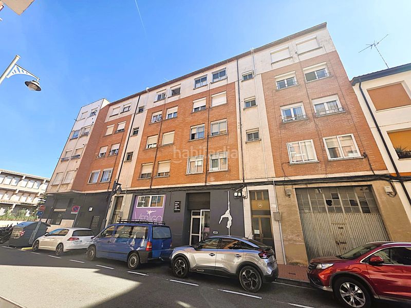 Foto f585c607-f723-437f-aa59-f261b5386af5. Piso en Oeste Logroño