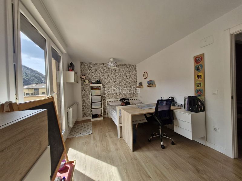 Foto a7df2a00-b927-474e-beec-e0fa43bb73d4. Casa adossada amb calefacció aparcament a Arnedillo