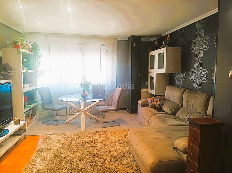 Foto 63f73a95-60d6-4887-9598-40c393099754. Flat with heating in Oeste Logroño