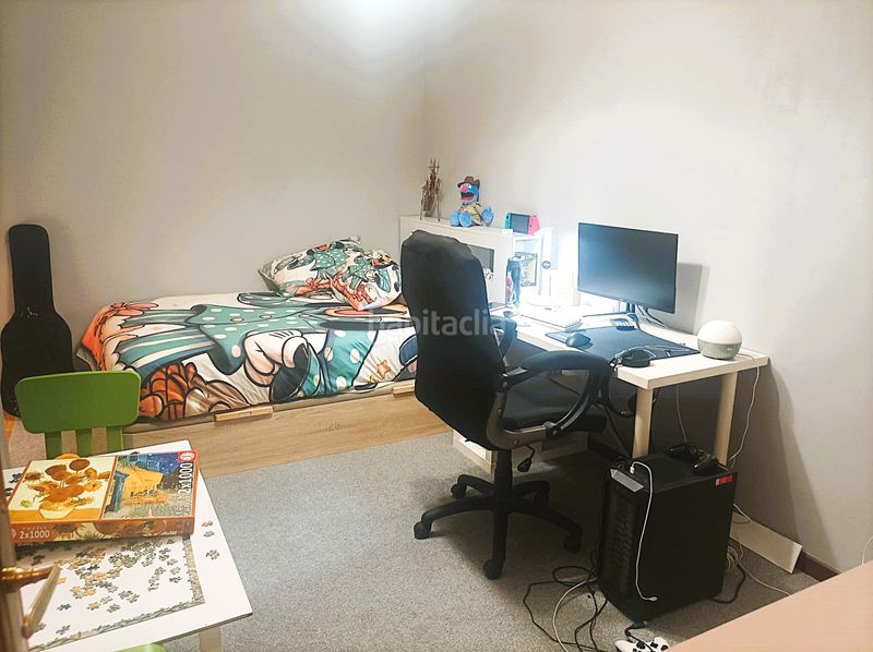 Foto e7a13ef6-a404-495f-93ad-261d4b4271de. Flat with heating in Oeste Logroño