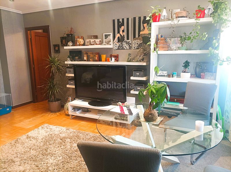 Foto 4166b889-5fac-4b85-985f-2446b2a80285. Piso en Oeste Logroño