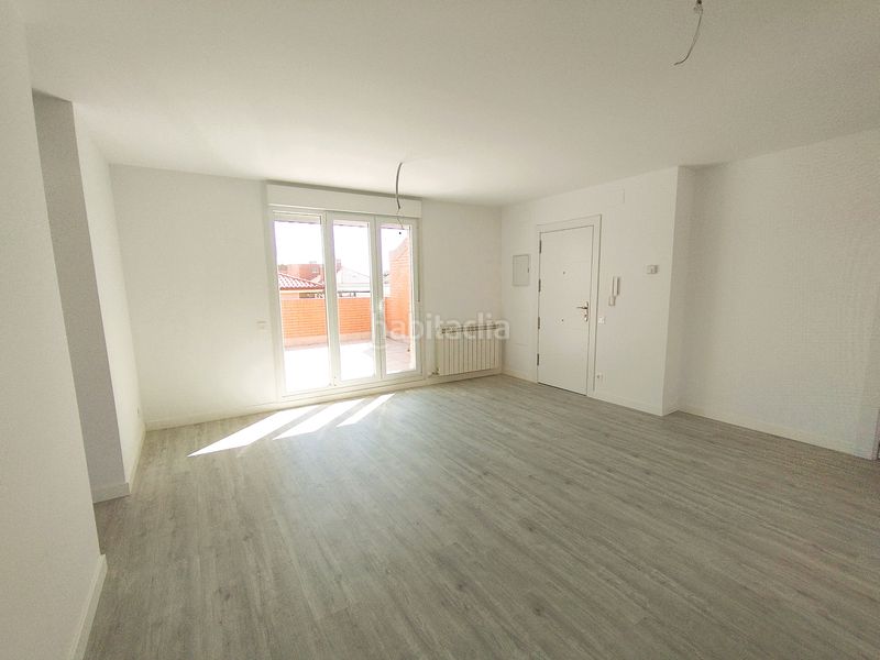 Foto 1497b7b5-9cf2-4f2a-8494-b0117e4ebfe4. Àtic amb calefacció a Lardero