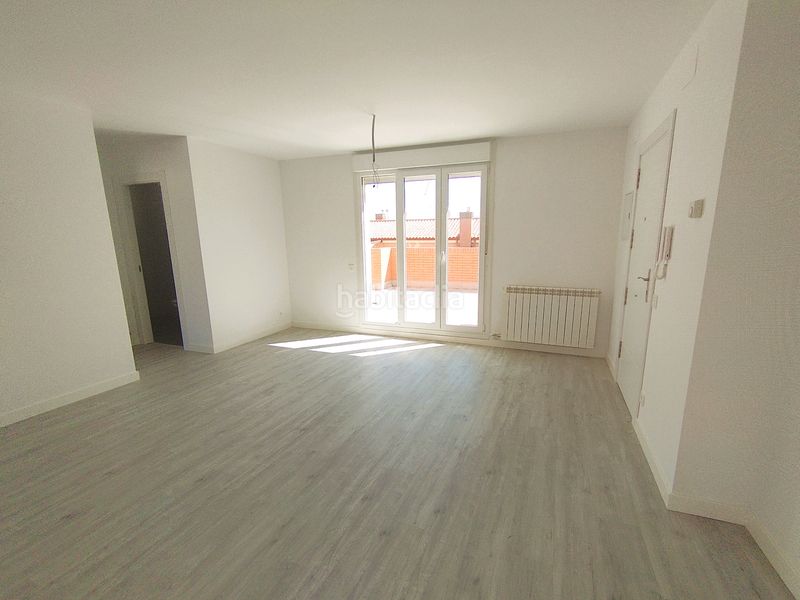 Foto 22a74436-236e-4aab-8f3b-d0524e3b92f4. Àtic amb calefacció a Lardero