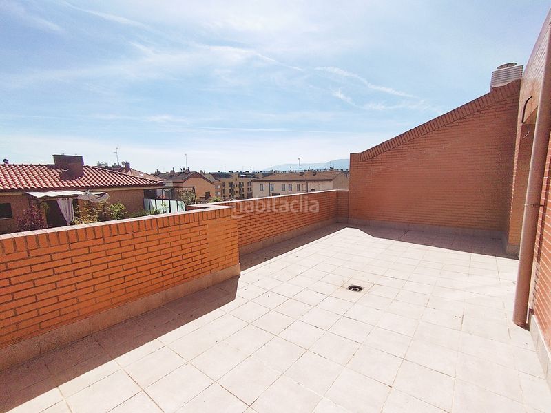 Foto e78496b1-5c79-4183-9a56-5d1555d78fbd. Àtic amb calefacció a Lardero