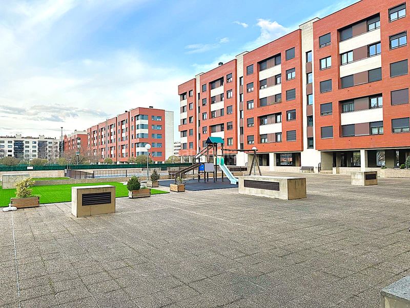 Foto 1d4ed45a-1d15-47c6-ab3e-dcec9b0c37c8. Piso en La Cava - Fardachón Logroño