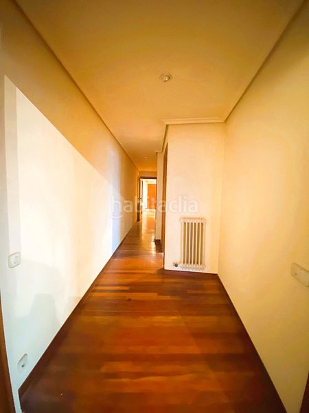 Foto fe011c61-3952-49d5-88de-2974a565ebb3. Àtic amb calefacció a Residencia Logroño