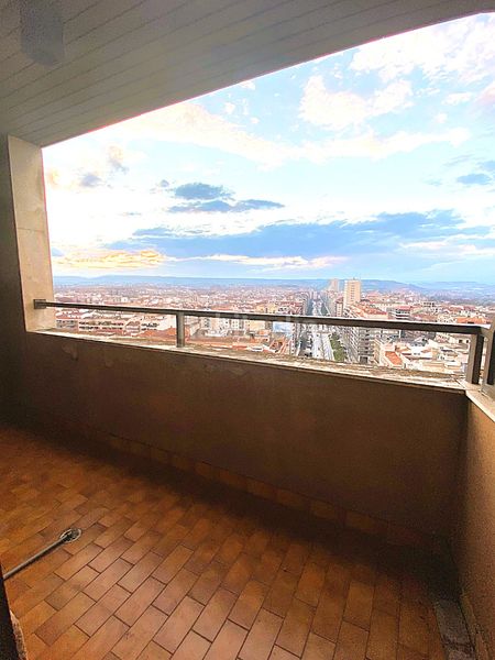 Foto 9eb71835-a0d5-47e1-afd7-e3026c3c8854. Ático en Residencia Logroño