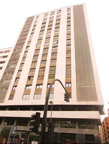 Foto e6076f70-4560-4d1c-89df-89803d4e59cf. Ático en Residencia Logroño